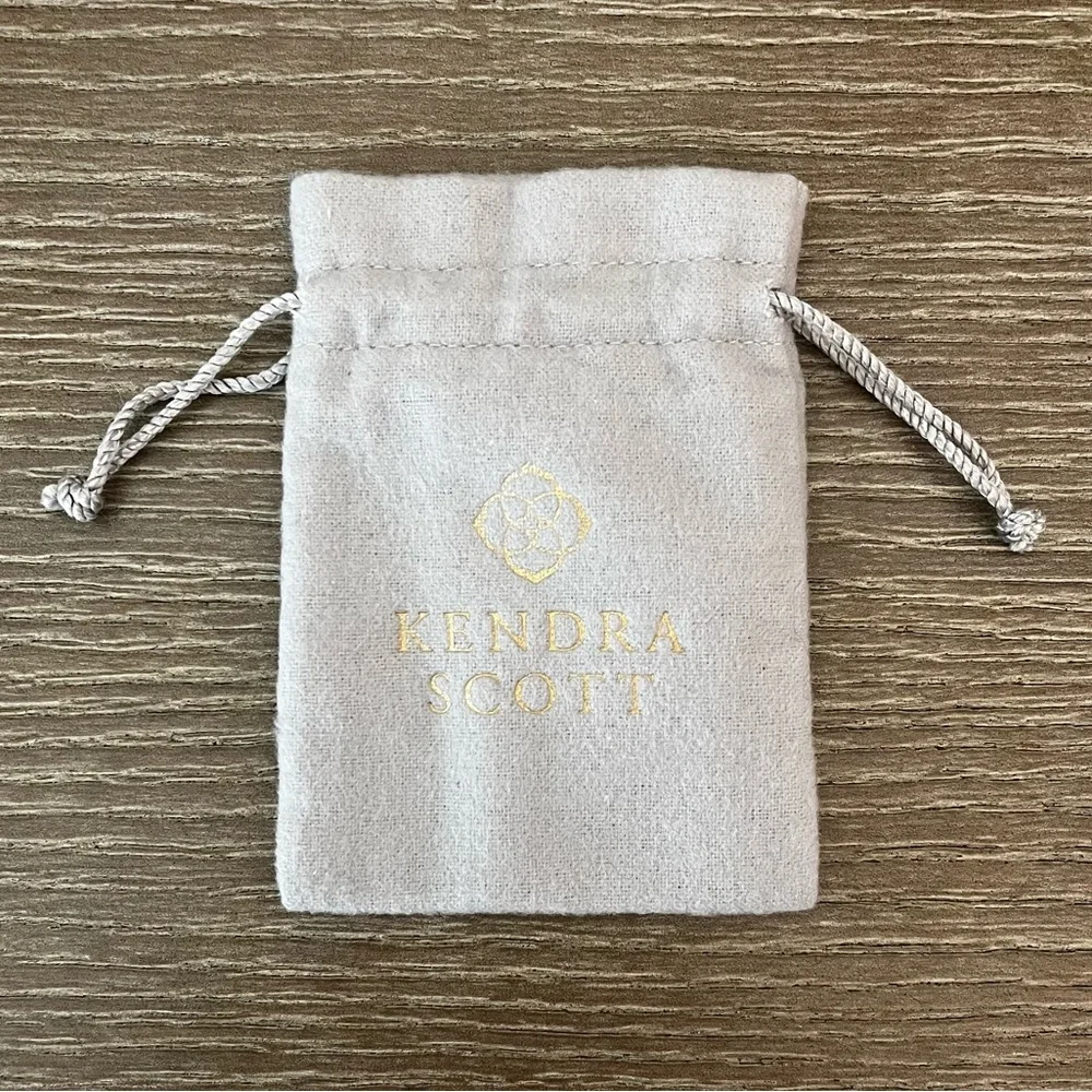 Kendra Scott Gift Box, Bow, & Jewelry Pouch